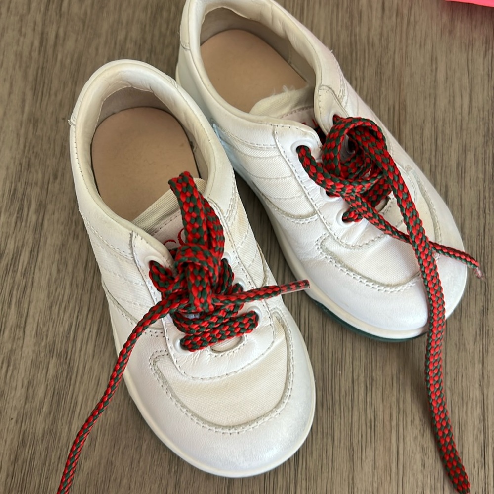 Baby shoes